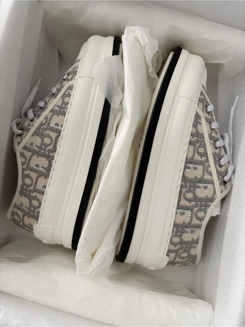 Brand new Walk'n'Dior Platform Sneaker, Stone Gray Oblique Embroidered Cotton